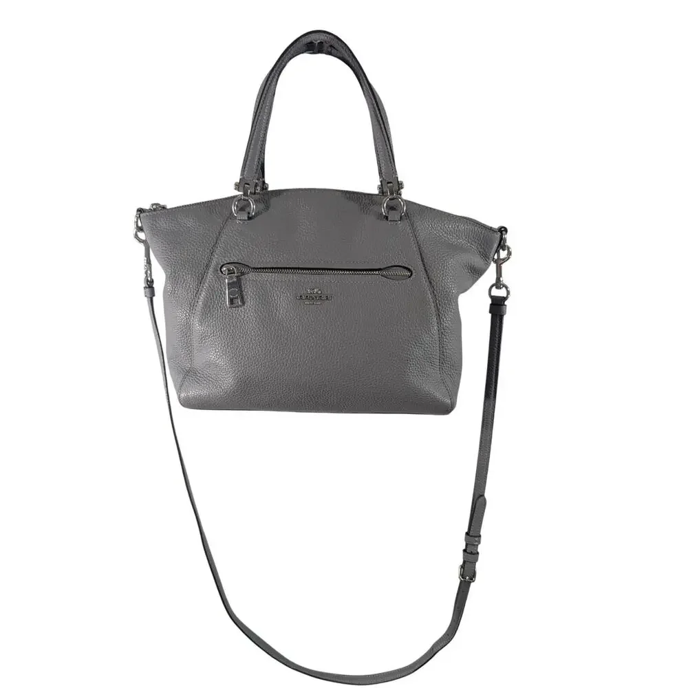 COACH! DOVE GRAY GENUINE PEBBLED LEATHER, SILVER HARDWARE PURSE, SHOULDER BAG!